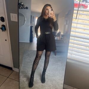 Meet your Posher, Luz